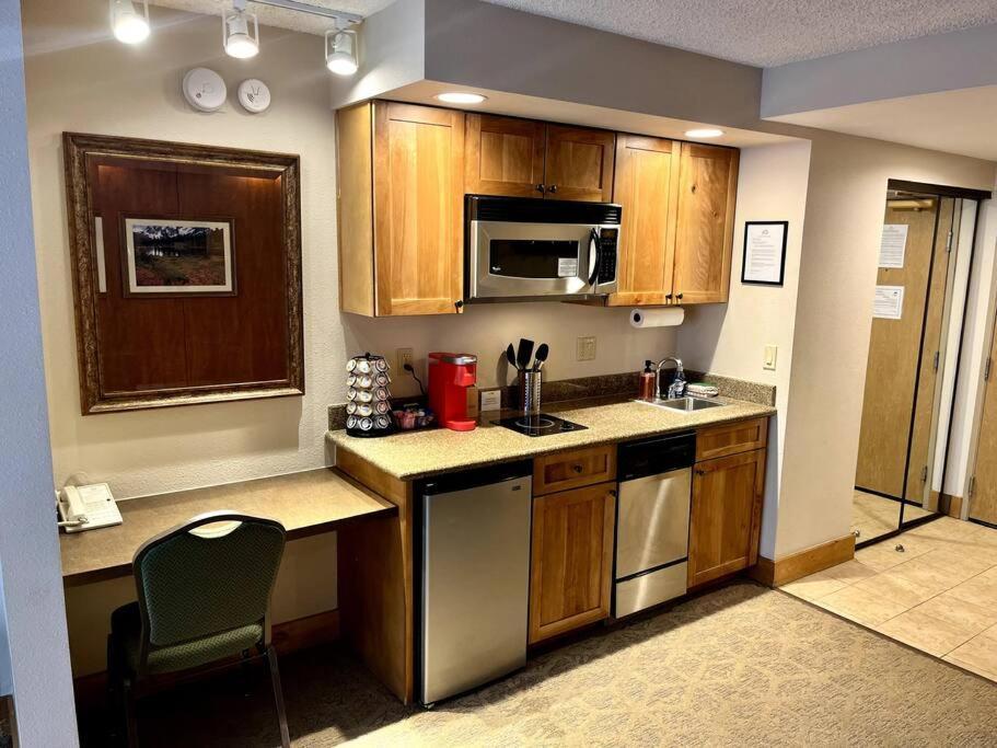 Apartamento Mt Cb Mountain Side With King Bed, Hot Tub, Pool & Kitchen! Crested Butte Exterior foto